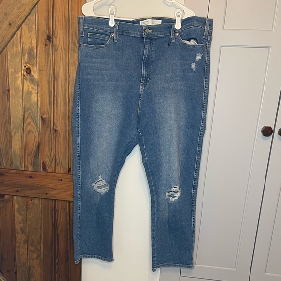 Signature by Levi Strauss Denim - NWOT Womens high rise straight heritage Levi Strauss jeans